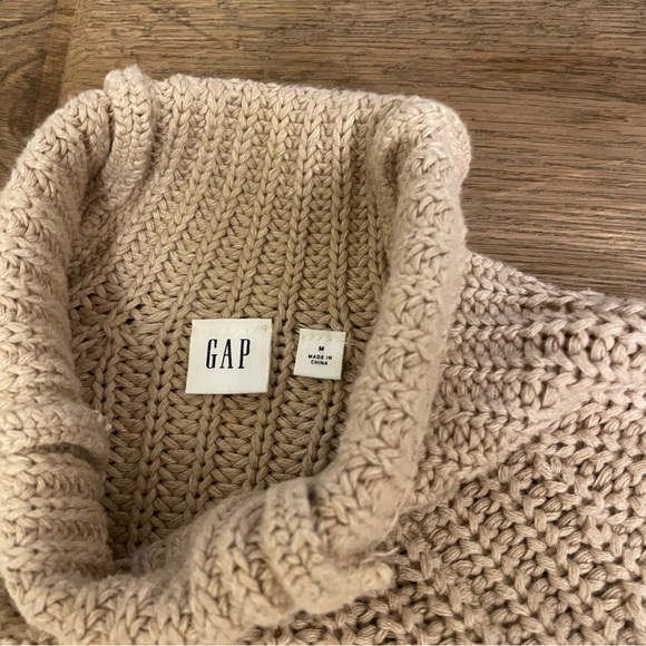 GAP Cowl Neck Sweater - Picture 3 of 4
